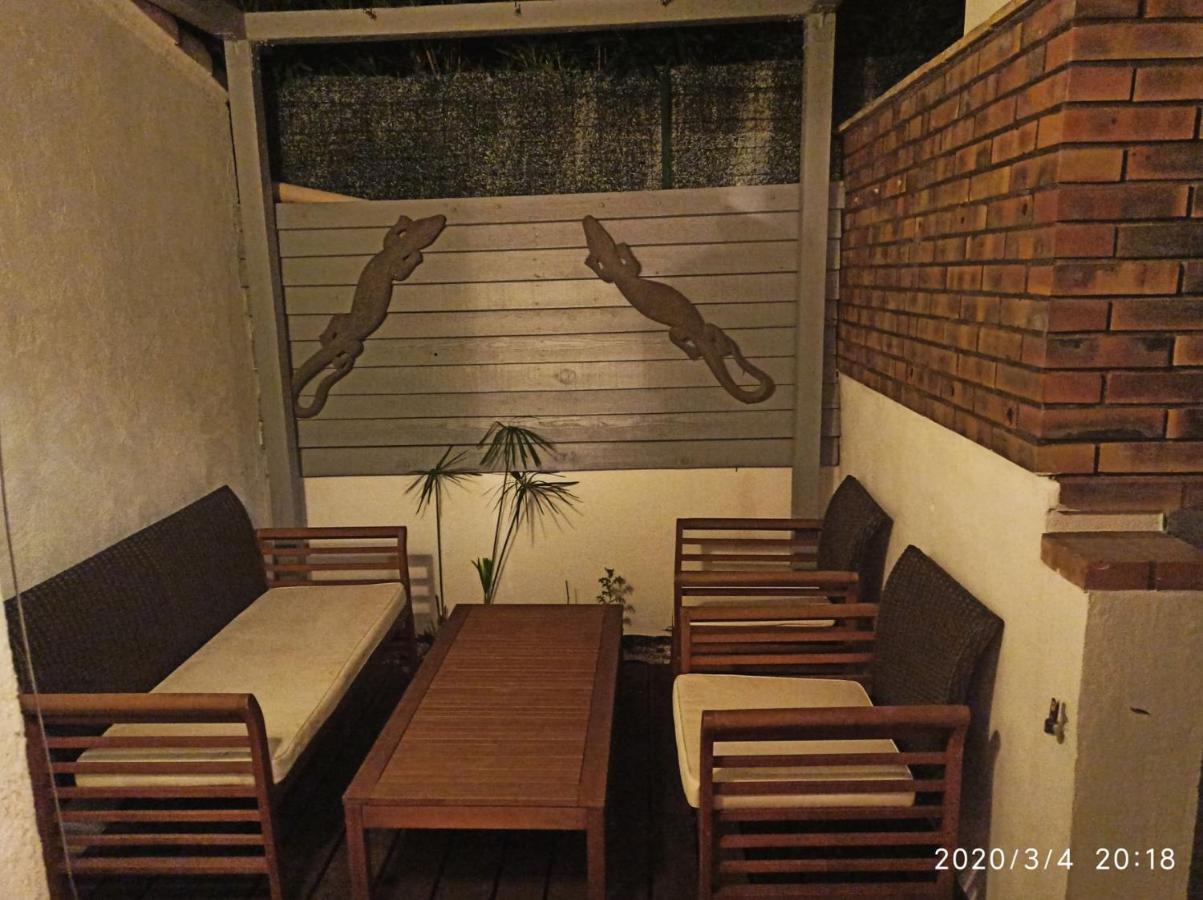 Secret Garden - Chez Gilles Et Tra - Maison D Hote -T2 Super Mignon, Neuf Et Independant , Dans Cadre Agreable Et Zen Valergues Dış mekan fotoğraf